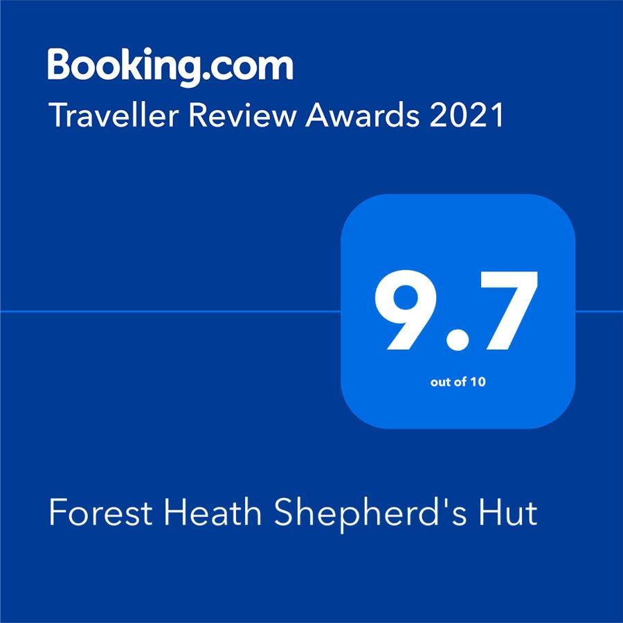 Forest Heath Shepherd'S Huts Ringwood Exterior photo